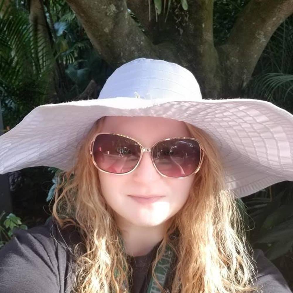 Meet your Posher, Amber